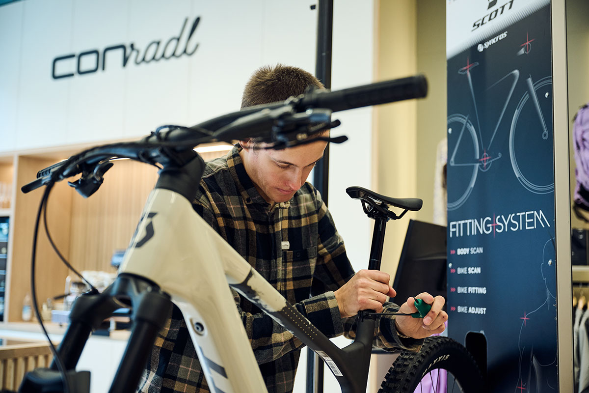 Measuring station in the heart of the store