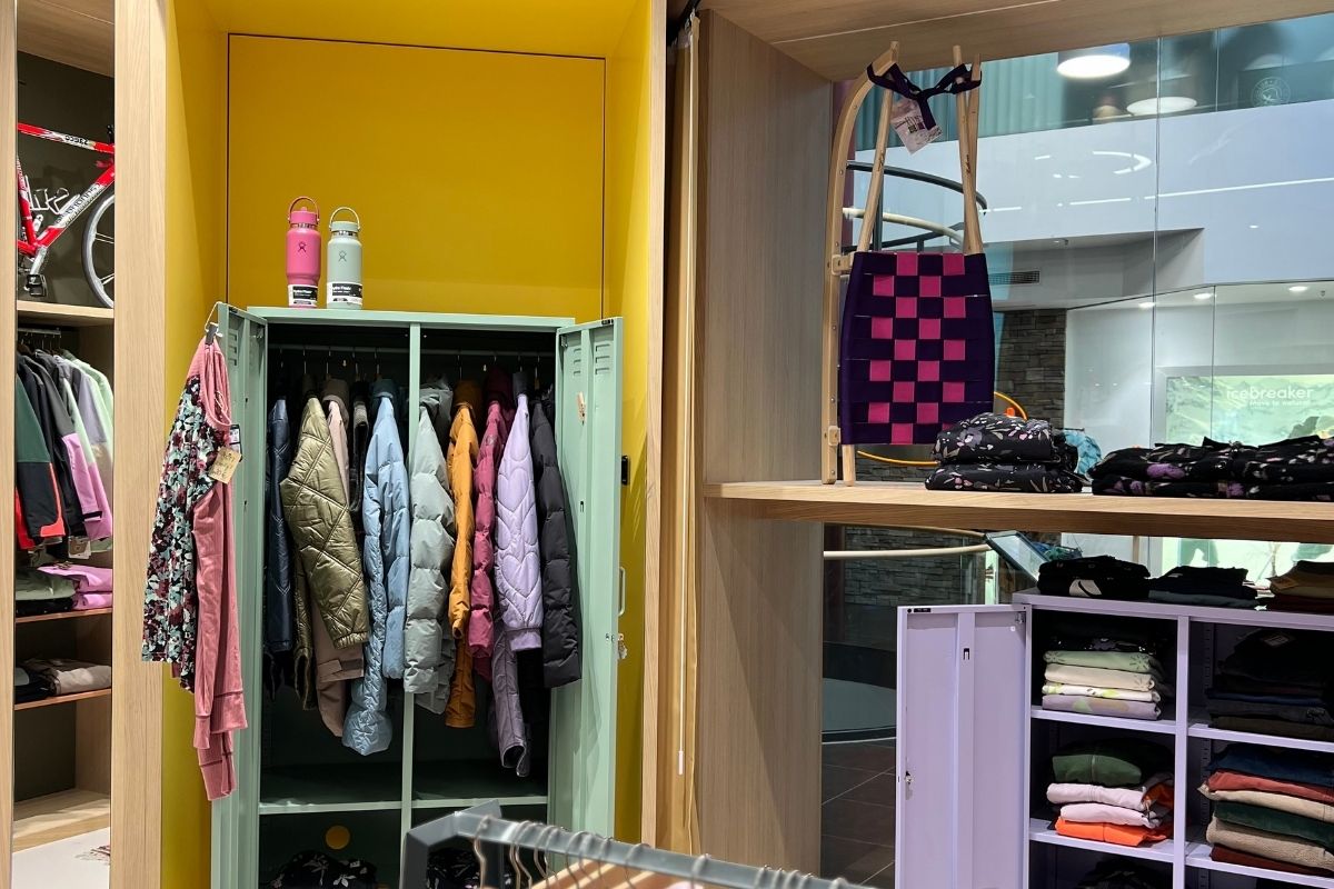 NOMOI pop up Store